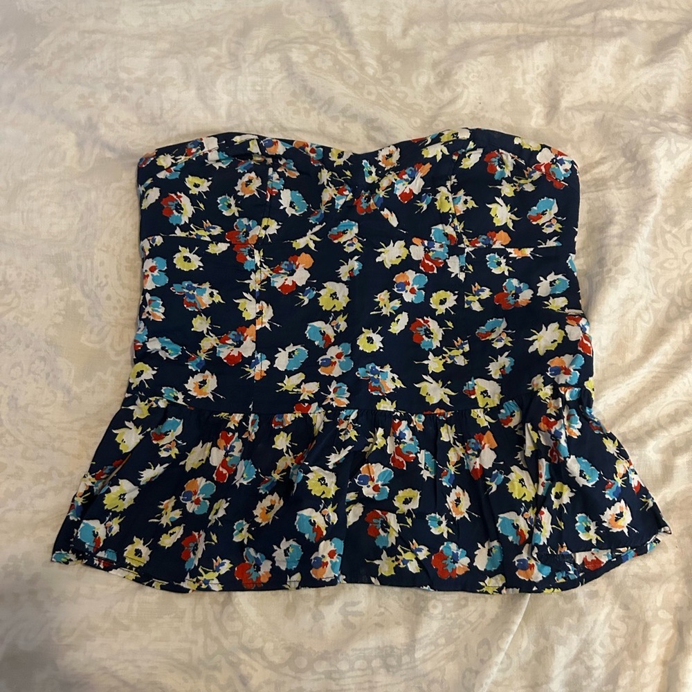Cute floral strapless peplum top